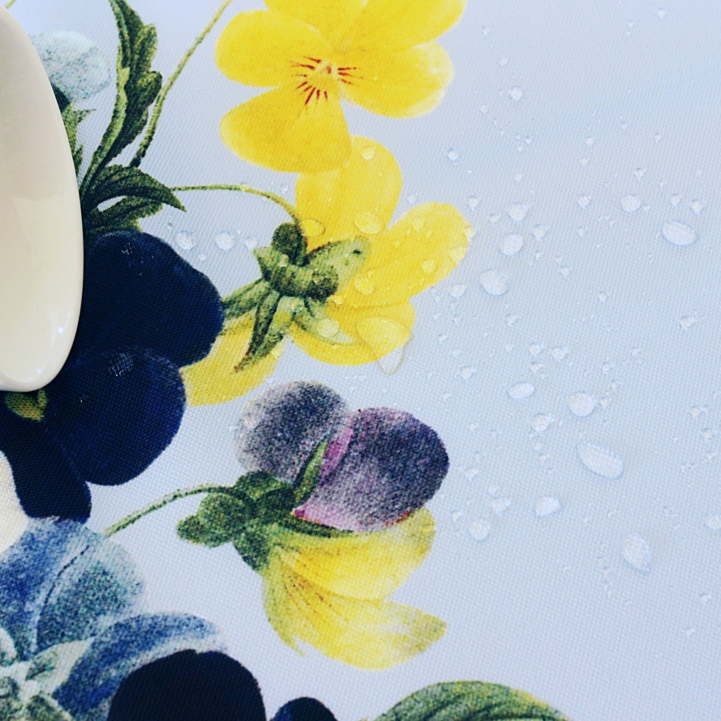 ルドゥーテコレクション テーブルクロス